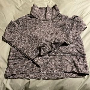 Ready to Rulu Pullover